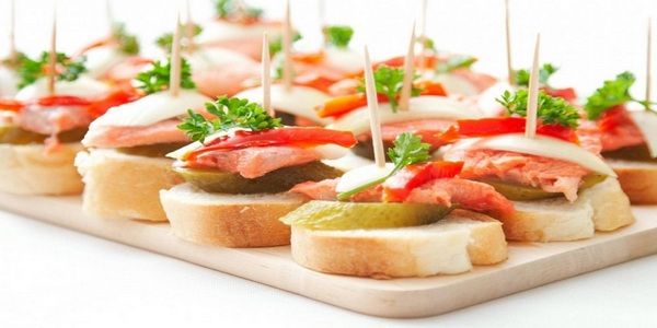 Why is Fast Food Catering the Best Option for any Occasion?