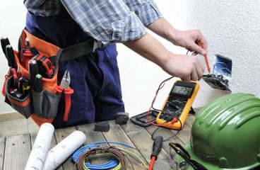 How To Choose electricians